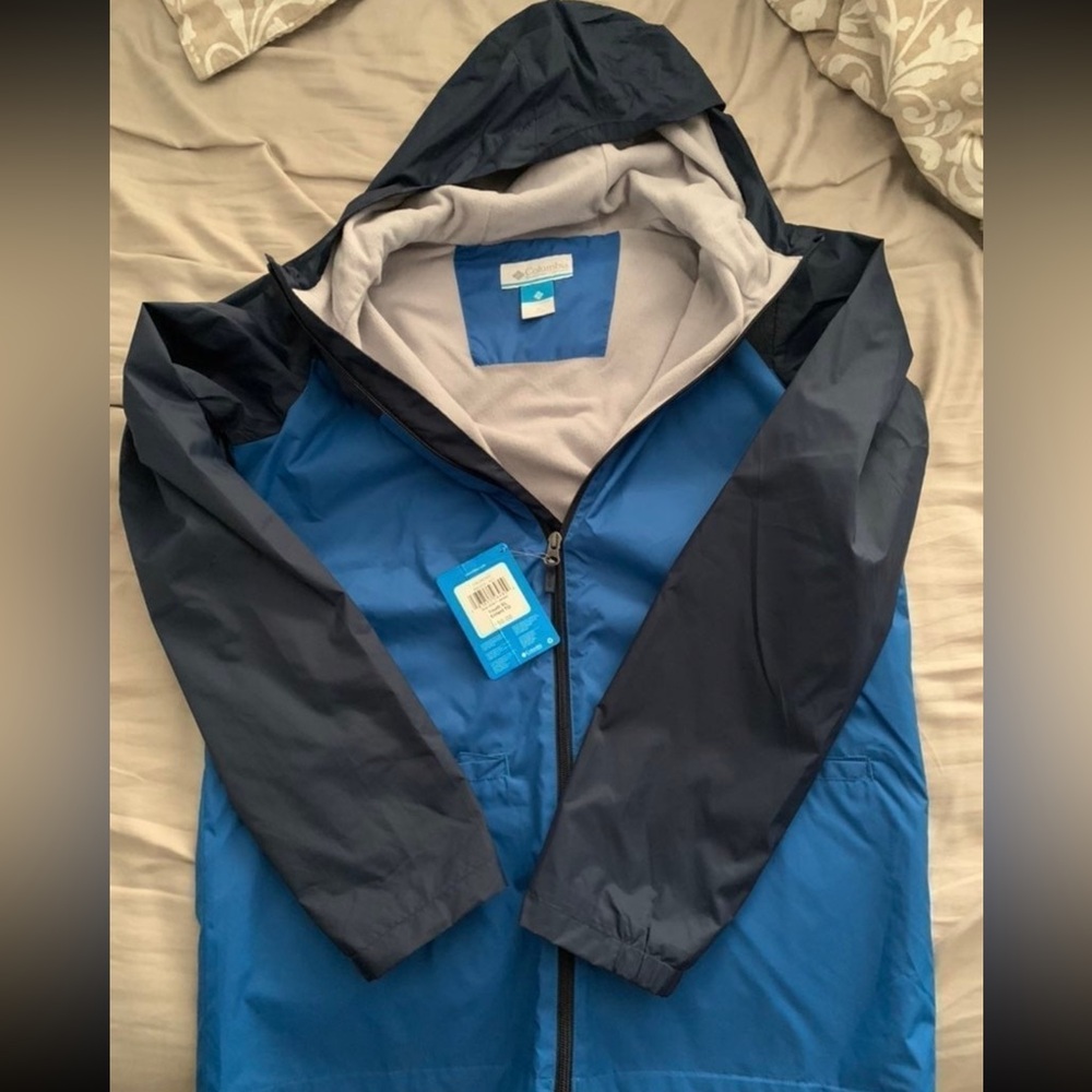 Columbia kids rain jacket size Youth XL